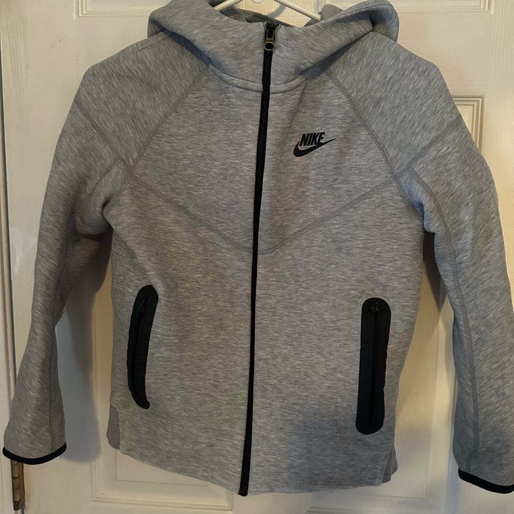 Nike Gray Full-Zip Hoodie with Black Accents